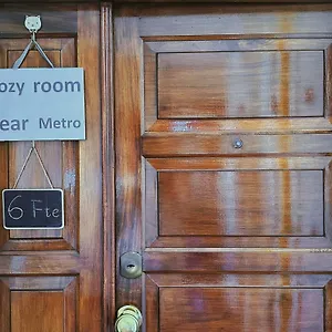  Homestay Cozy Near Metro & Airport
